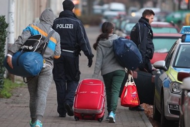 Đức nới lỏng quy định về nhập cư nhằm thu hút lao động lành nghề