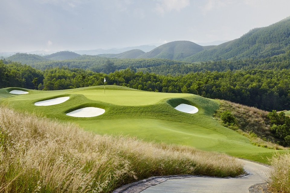 Sân golf Bà Nà là “Sân Golf tốt nhất châu Á” - 2 Sân golf Bà Nà là “Sân Golf tốt nhất châu Á” - 2