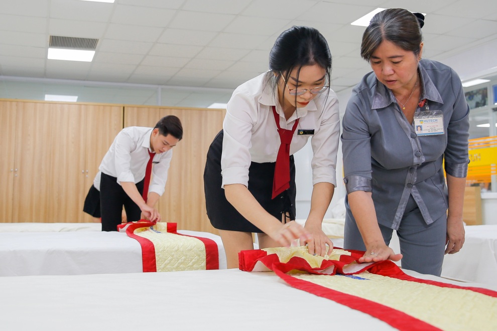 Chuyên gia dự báo ngành quản trị khách sạn sẽ bùng nổ sau đại dịch - 1 Chuyên gia dự báo ngành quản trị khách sạn sẽ bùng nổ sau đại dịch - 1
