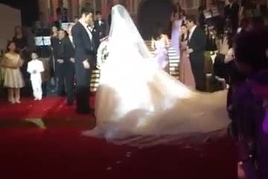 Siêu đám cưới của cặp đôi vàng Huỳnh Hiểu Minh – Angela Baby