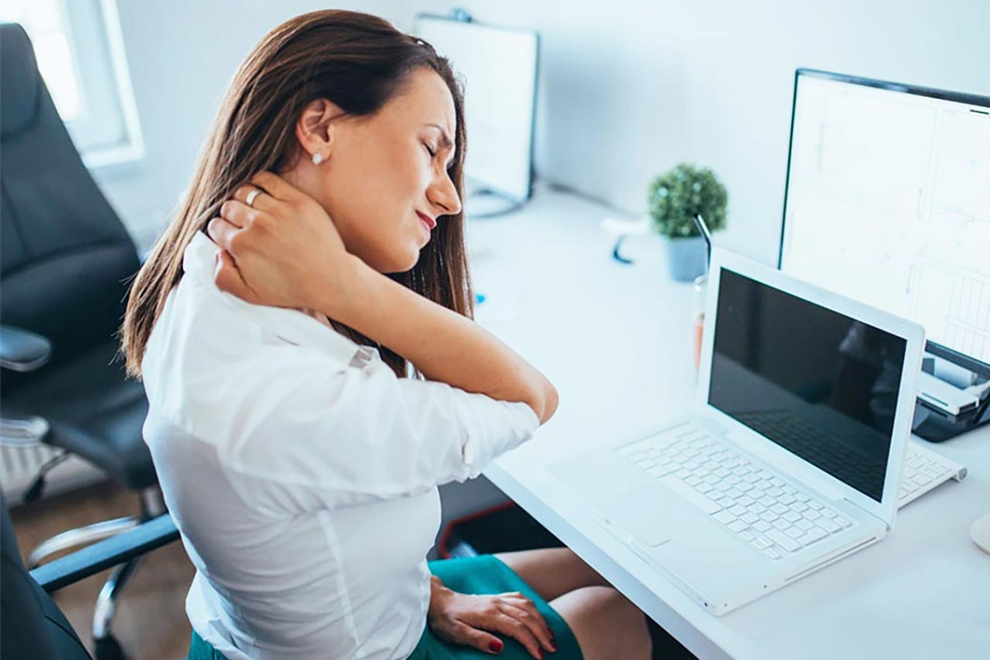 Bệnh cổ công nghệ với dân văn phòng và cách chữa trị - 2 Bệnh cổ công nghệ với dân văn phòng và cách chữa trị - 2