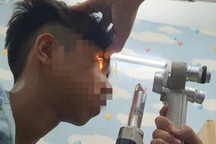 Ánh sáng xanh có phải "thủ phạm" gây cận thị, hại mắt?