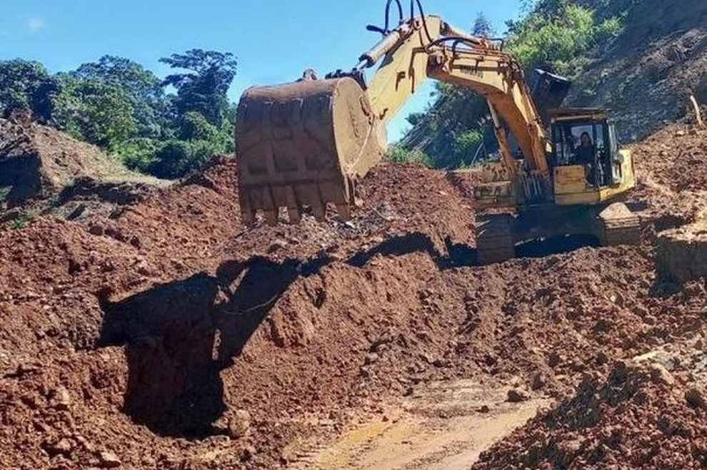 80 điểm sạt lở ở đường Hồ Chí Minh đoạn qua Thừa Thiên Huế - 3 80 điểm sạt lở ở đường Hồ Chí Minh đoạn qua Thừa Thiên Huế - 3