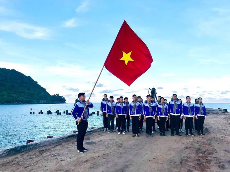 Nam thần Chủ tịch Hội sinh viên với cú đúp giải thưởng danh giá - 3 Nam thần Chủ tịch Hội sinh viên với cú đúp giải thưởng danh giá - 3