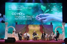 Ấn tượng với sự kiện quy mô 5000 khách mời của Hoàng Hường