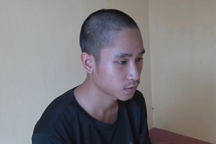 Ô tô bất ngờ bị ném vỡ kính, tài xế trọng thương