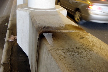 Nước chảy “tong tỏng” trong hầm đường bộ Kim Liên