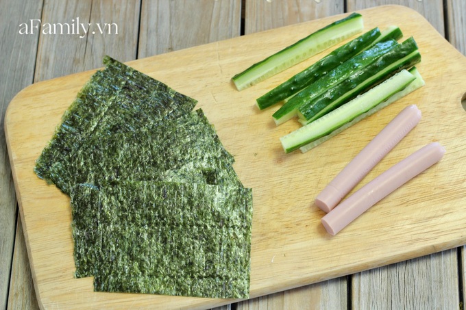 Từ khi tôi làm sushi hình hoa, con chịu ăn cơm nhiều hơn hẳn! - Ảnh 4. Từ khi tôi làm sushi hình hoa, con chịu ăn cơm nhiều hơn hẳn! - Ảnh 4.