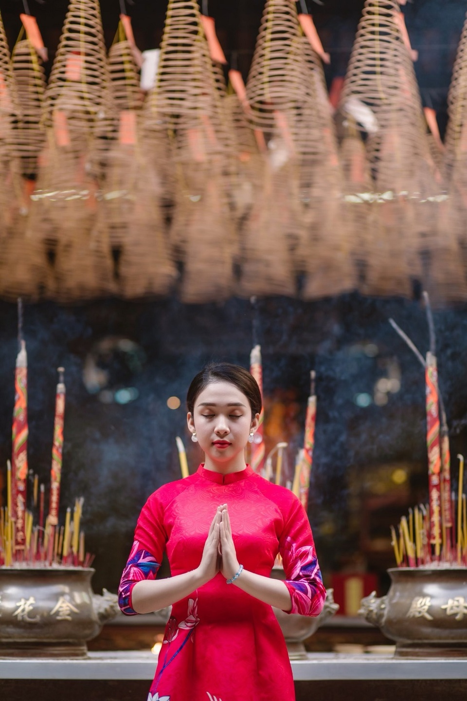 Hoa khôi ĐH Công nghệ TP.HCM duyên dáng trong bộ ảnh đón Xuân - 2 Hoa khôi ĐH Công nghệ TP.HCM duyên dáng trong bộ ảnh đón Xuân - 2