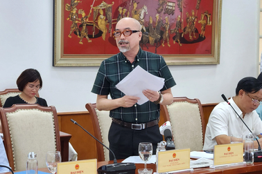 Cục Điện ảnh lên tiếng về phim nhảm nhí, có đường lưỡi bò lọt kiểm duyệt