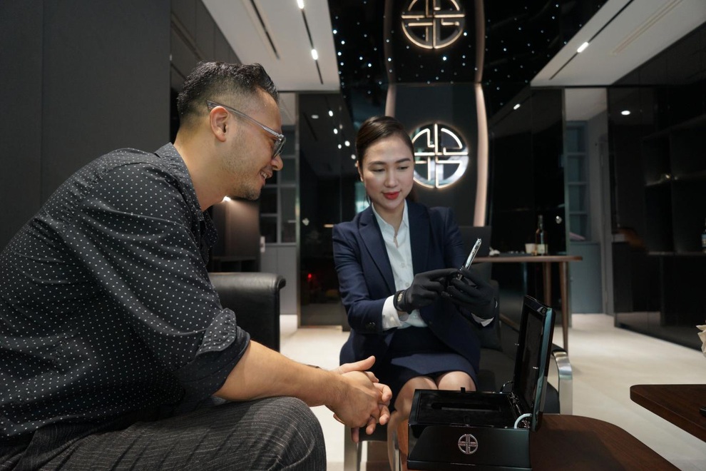 G-Luxury ra mắt XOR Boutique và Trung tâm dịch vụ tại Hà Nội - 4 G-Luxury ra mắt XOR Boutique và Trung tâm dịch vụ tại Hà Nội - 4