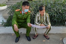 Câu chuyện sau cánh cửa trại giam với phạm nhân "không ăn trộm là khó chịu"