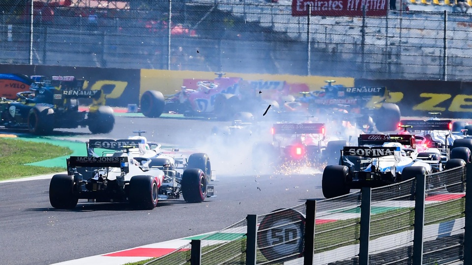 Tuscan Grand Prix 2020: Muốn bao nhiêu hỗn loạn cũng có - 12 Tuscan Grand Prix 2020: Muốn bao nhiêu hỗn loạn cũng có - 12