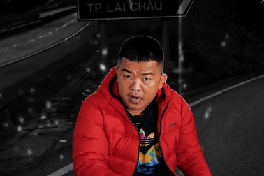 Công an có mặt trước nhà Hải Sapa TV, hàng trăm người dân đứng kín