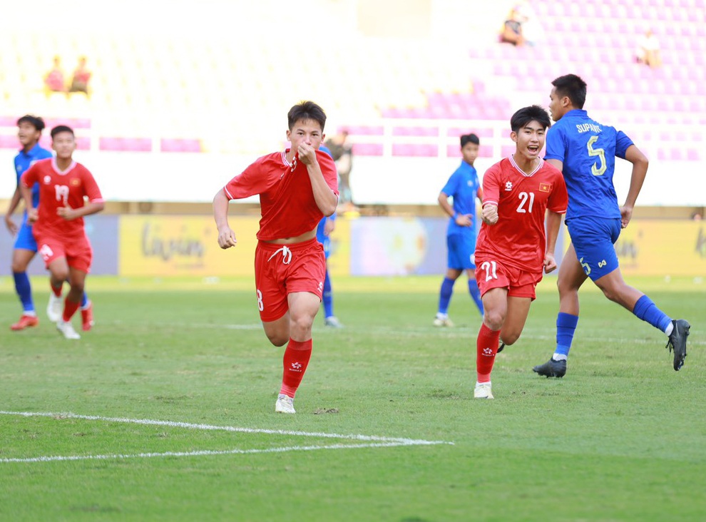 U16 Việt Nam thua ngược U16 Thái Lan ở bán kết giải Đông Nam Á - 2