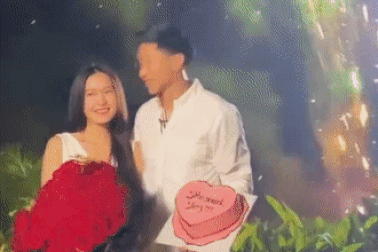 Sau khi được Đoàn Văn Hậu cầu hôn, Hải My sẽ học tiếp để trở thành luật sư