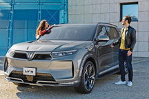 Vinfast nhận hơn 2.500 đơn bán hàng xe VF 8 và VF 9 cho Autonomy