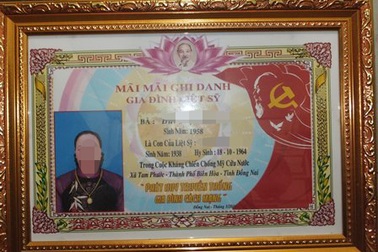 “Gạ” gia đình chính sách nộp tiền làm “bảng vàng vinh danh”