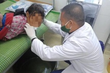 Bé gái 8 tuổi nguy kịch vì ăn nhầm lá ngón