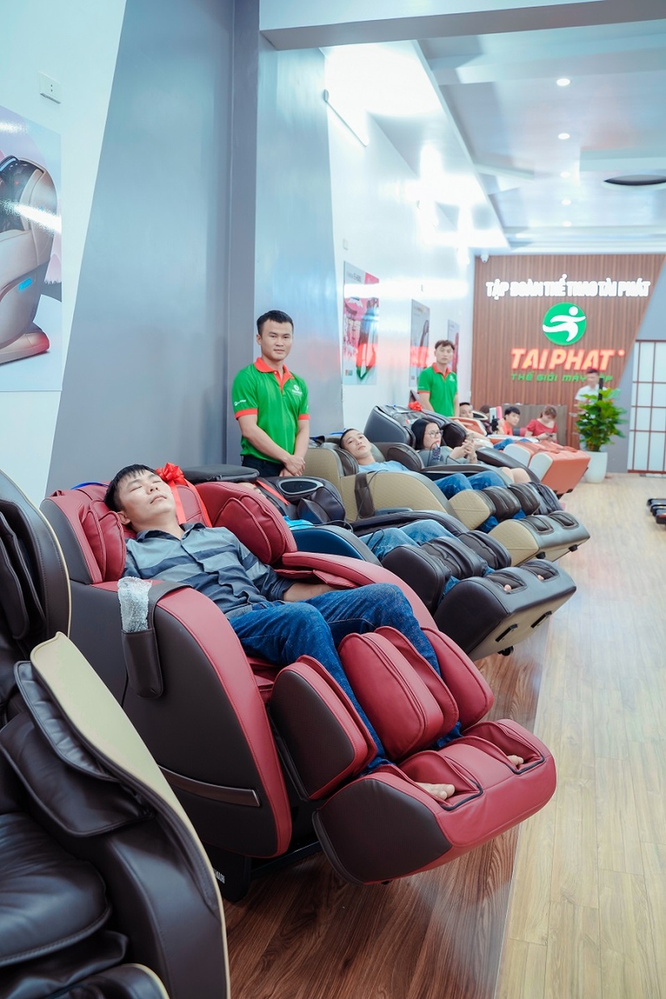 Tài Phát Sport – tưng bừng khai trương cơ sở 2 tại TP Hải Phòng - 4 Tài Phát Sport – tưng bừng khai trương cơ sở 2 tại TP Hải Phòng - 4