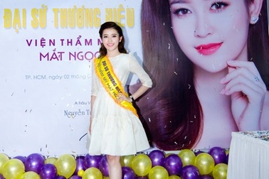 Á hậu Huyền My rạng rỡ trong vai trò đại sứ thương hiệu