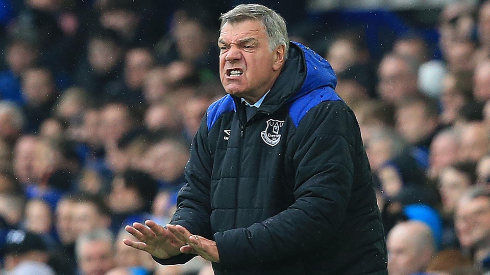 Huấn luyện viên đầu tiên bị sa thải ở Premier League - 2 Huấn luyện viên đầu tiên bị sa thải ở Premier League - 2