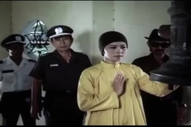 Ni cô Huyền Trang bị địch bắt và tra khảo trong "Biệt động Sài Gòn"