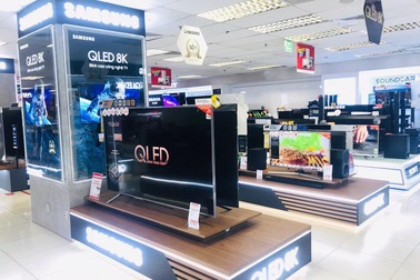 Chọn mua TV nào giữa tâm bão giảm giá khủng?