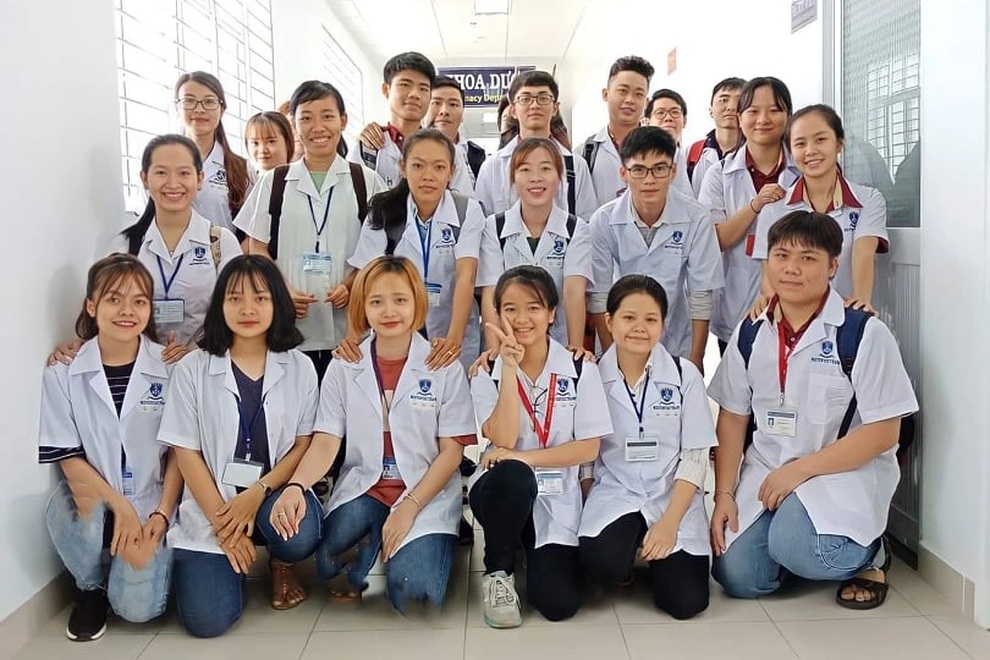 Ngành Y dược: Học liên thông thuận lợi hơn là thi thẳng vào đại học - 2 Ngành Y dược: Học liên thông thuận lợi hơn là thi thẳng vào đại học - 2