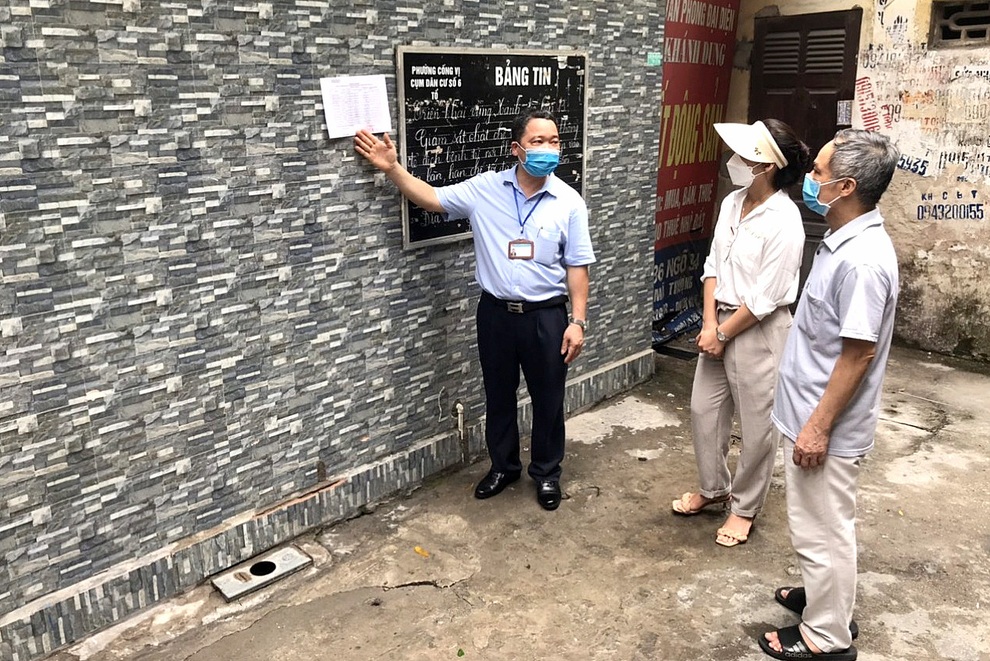Hà Nội: Nhiều lao động nghèo xúc động vì không bị bỏ lại phía sau - 6 Hà Nội: Nhiều lao động nghèo xúc động vì không bị bỏ lại phía sau - 6