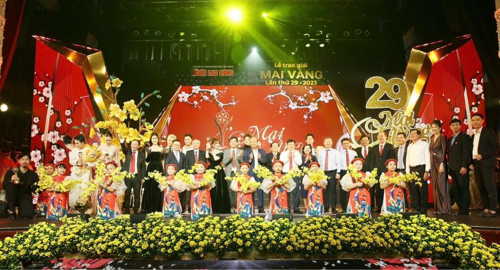 100 nghệ sĩ quy tụ tại giải Mai Vàng 2024 - 1 100 nghệ sĩ quy tụ tại giải Mai Vàng 2024 - 1