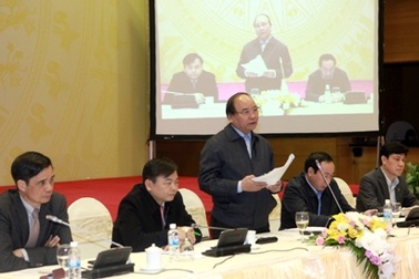 Phó Thủ tướng: CSGT phải mặc thường phục đi kiểm tra xe khách, taxi