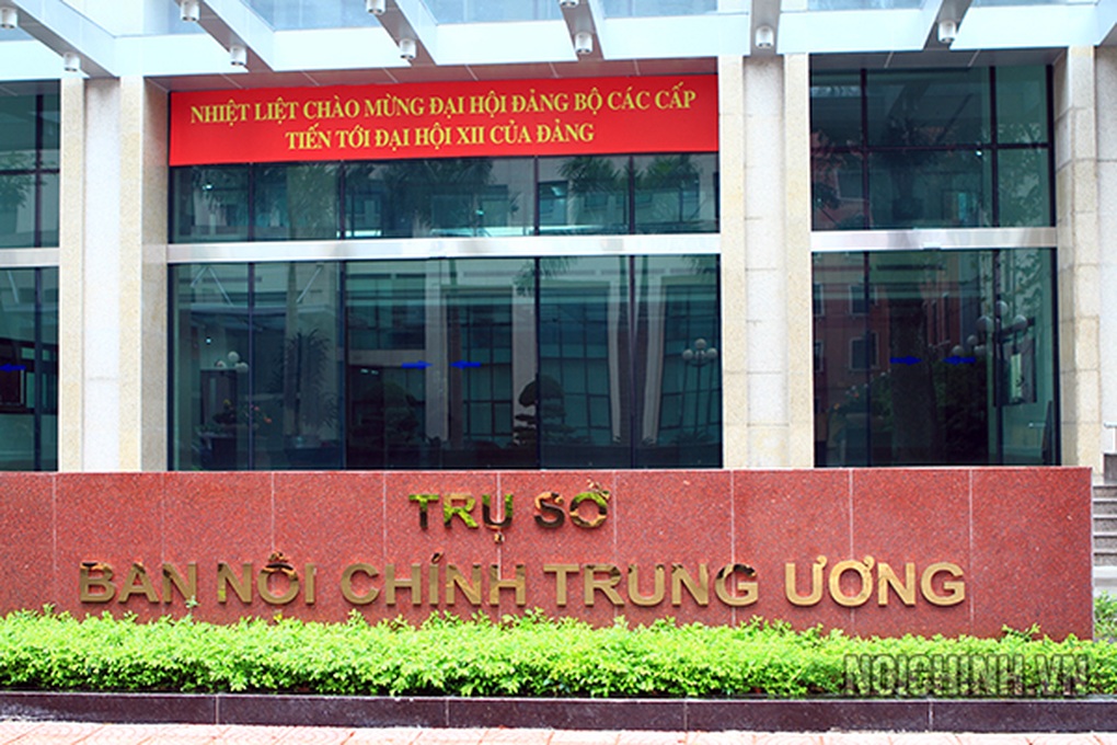 Bộ Nội vụ đề xuất nhóm chính sách vượt trội với chuyên gia cao cấp - 2 Bộ Nội vụ đề xuất nhóm chính sách vượt trội với chuyên gia cao cấp - 2