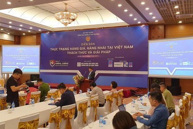 Thủ đoạn lừa đảo bán hàng giả mới: Lợi dụng người nổi tiếng, chia sẻ trên mạng xã hội