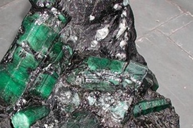 Chính phủ Brazil đòi Mỹ trả khối ngọc trị giá gần 400 triệu USD