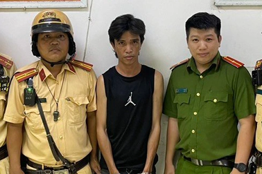 Kẻ trốn truy nã trên xe khách Phương Trang bị vây bắt