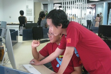 Đề cao lương, thưởng 