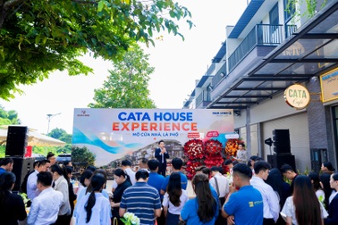 Một ngày trải nghiệm nhà phố CATA tại  Nam Long II Central Lake