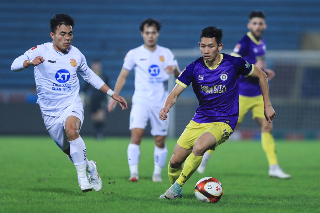 Ghi 2 bàn phút bù giờ, Nam Định thắng nghẹt thở Hà Nội FC - 1 Ghi 2 bàn phút bù giờ, Nam Định thắng nghẹt thở Hà Nội FC - 1