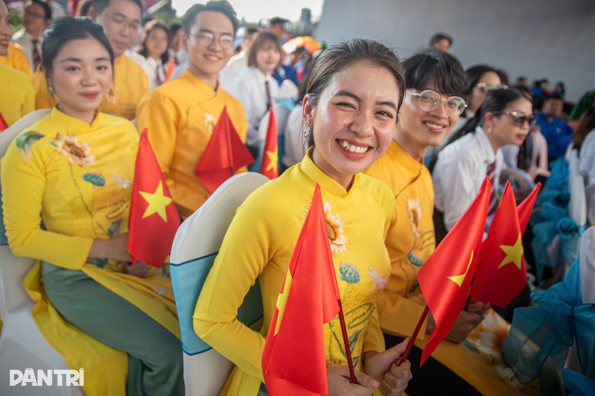 Tàu thanh niên Đông Nam Á và Nhật Bản cập bến TPHCM sau 5 năm vắng bóng - 2 Tàu thanh niên Đông Nam Á và Nhật Bản cập bến TPHCM sau 5 năm vắng bóng - 2