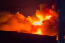 Cháy lớn tại xưởng sơn ở Đồng Nai