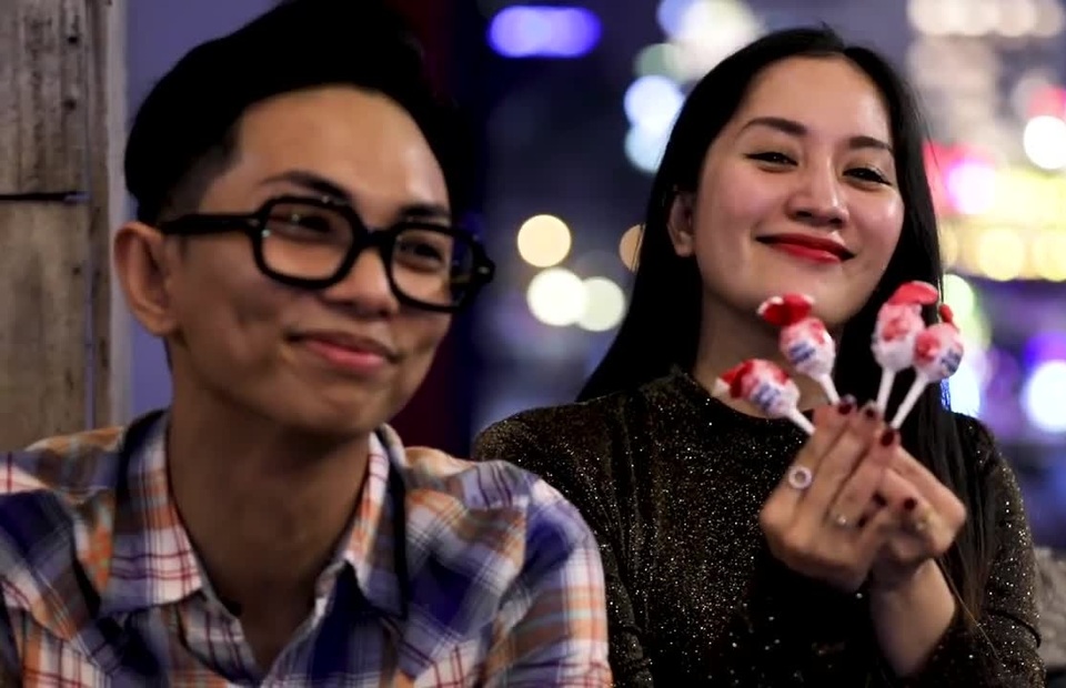 Sau 10 năm “vô tâm”, Phan Hiển khiến Khánh Thi rơi nước mắt xúc động - 4 Sau 10 năm “vô tâm”, Phan Hiển khiến Khánh Thi rơi nước mắt xúc động - 4