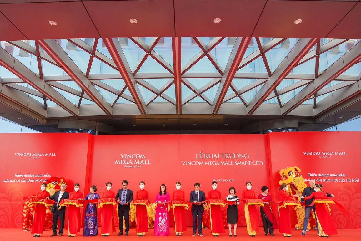 Khai trương trung tâm thương mại Vincom Mega Mall Smart City - 1 Khai trương trung tâm thương mại Vincom Mega Mall Smart City - 1