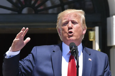 Ông Trump cảnh báo Iran phải trả giá đắt nếu làm điều “dại dột”