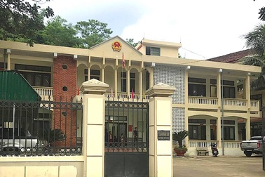 Cán bộ Tòa án huyện bị bắt vì nhận hối lộ