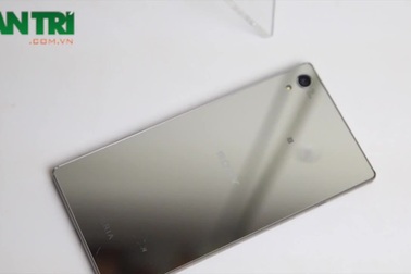 Cận cảnh siêu phẩm Xperia Z5 Premium mới nhất tại Việt Nam