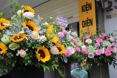 Làm sao để không lãng phí những bó hoa tươi sau mỗi dịp lễ?