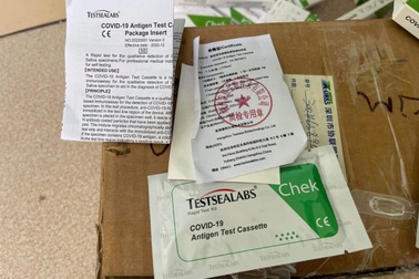 Hà Nội: Thu giữ 29 hộp test nhanh Covid-19 không hóa đơn chứng từ