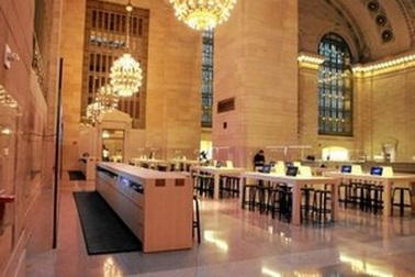 “Ghé thăm” cửa hàng lớn nhất thế giới của Apple