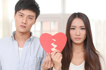 Dịch vụ thuê "cố vấn tình yêu" la mắng bạn bè lụy tình nở rộ tại Trung Quốc